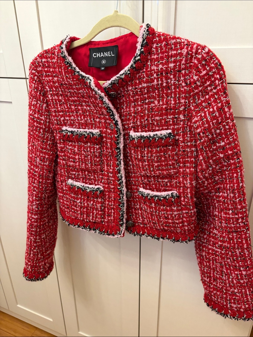 Red Tweed Bouclé Cropped Blazer with Contrast Trim - Picture 4 of 10